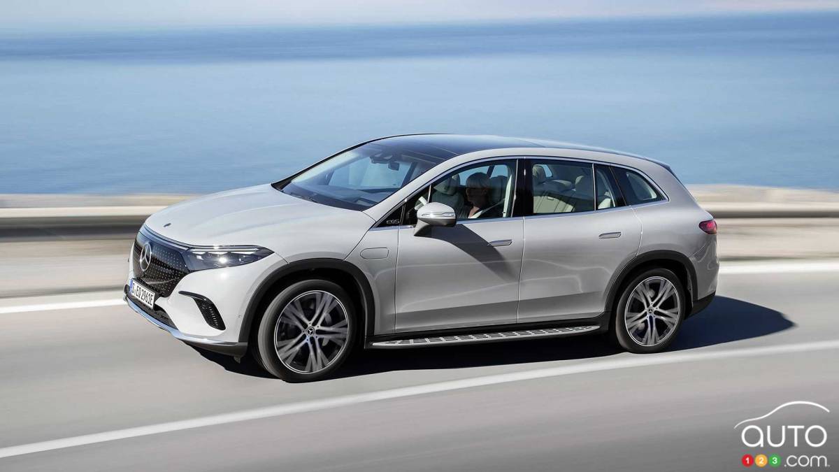 L'EQS SUV 2023 entièrement électrique de Mercedes-Benz fait ses débuts