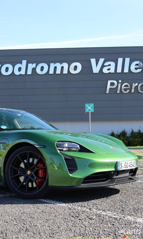 2022 Porsche Taycan GTS Sport Turismo First Drive: An EV That Pretends It Isn’t One