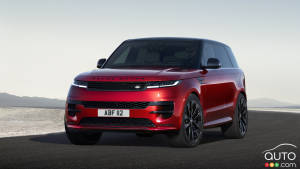 Range Rover Sport Gets Makeover for 2023, With Hybrid and PHEV Variants in the Range