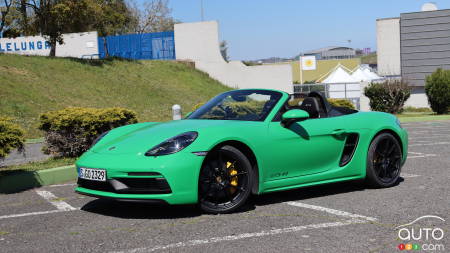2022 Porsche 718 Boxster GTS 4.0 First Drive: Naturally Aspirated, Naturally Gifted