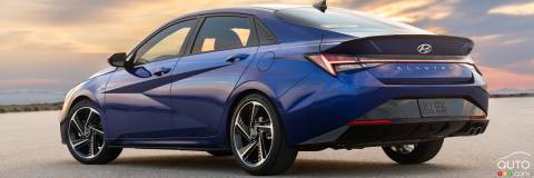 Hyundai Expands Recall of Hyundai Accents, Elantras Over Seatbelt Defect