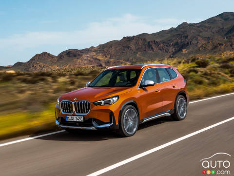 BMW Introduces Next-Generation 2023 X1