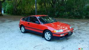 A 1990 Honda CRX Si Sold for $40,000 on Bring a Trailer