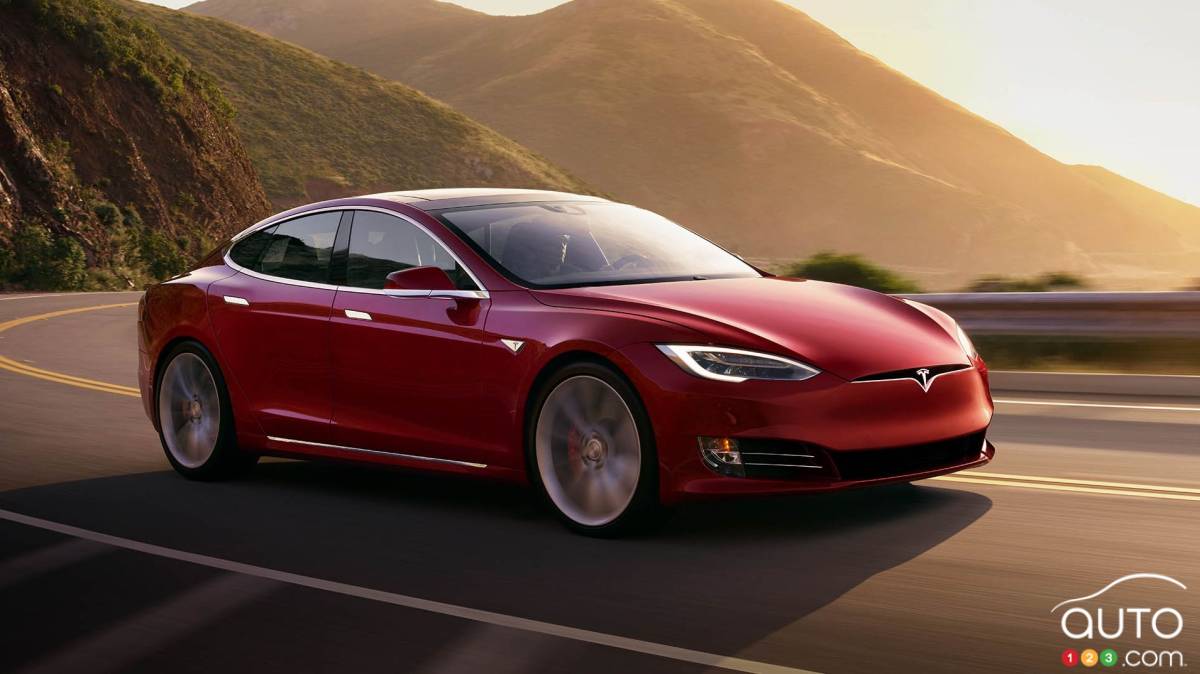 Ventes de véhicules électriques : Ford et GM pourraient devancer Tesla en 2025