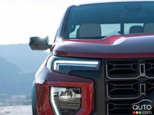One More Teaser Image of 2023 GMC Canyon Ahead of Unveiling