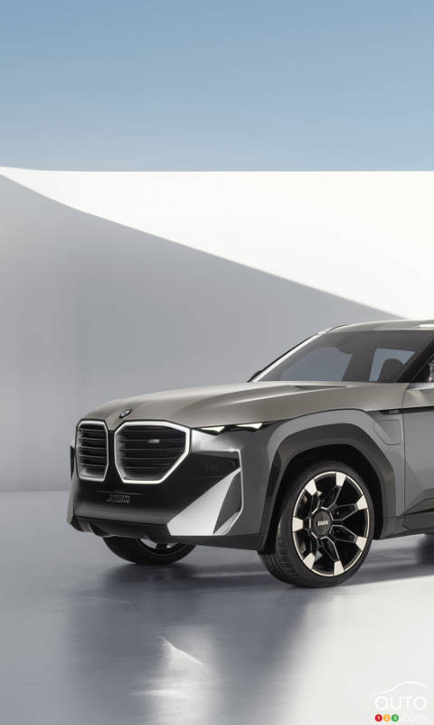 A Quick First Peek at the BMW XM Production Version