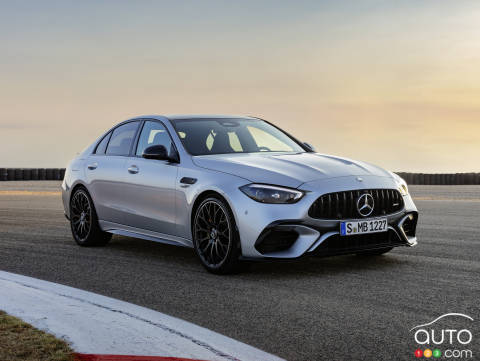 New Mercedes-AMG C 63 S E Performance Debuts