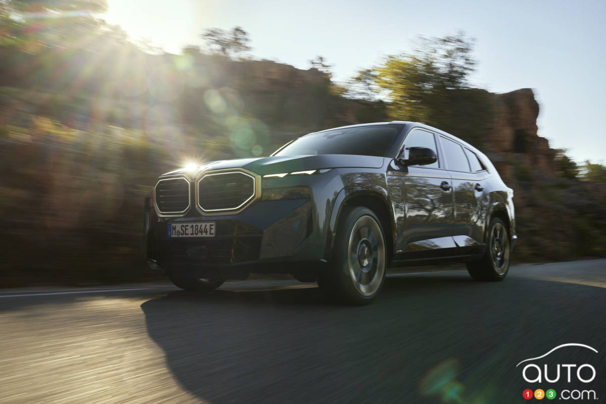 BMW XM, New M-Exclusive Hybrid SUV, Is Here to Impress