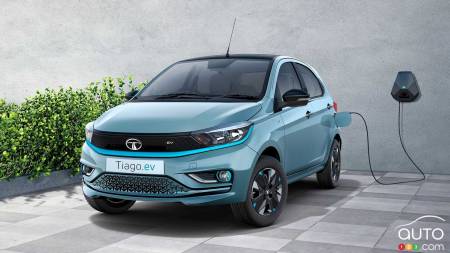 Tata Motors lance une voiture électrique de 10 000 $
