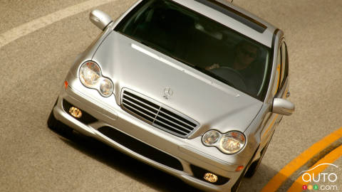 Mercedes-Benz Issues Recall of Older Vehicles to Fix Sunroof Issue