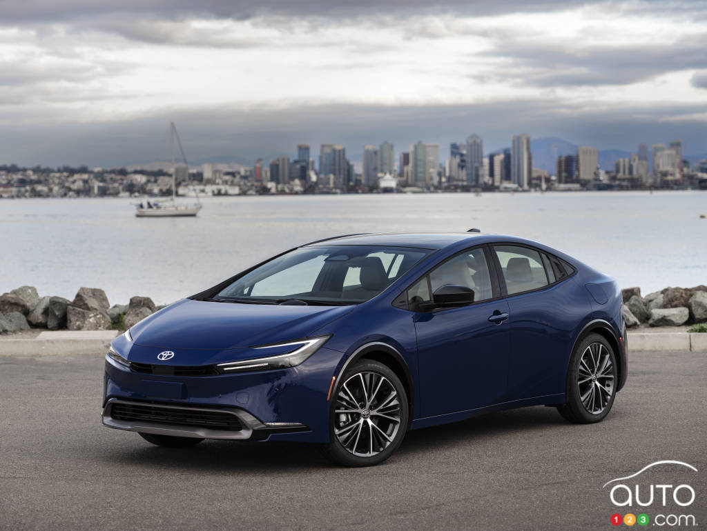 Toyota Prius 2023/24