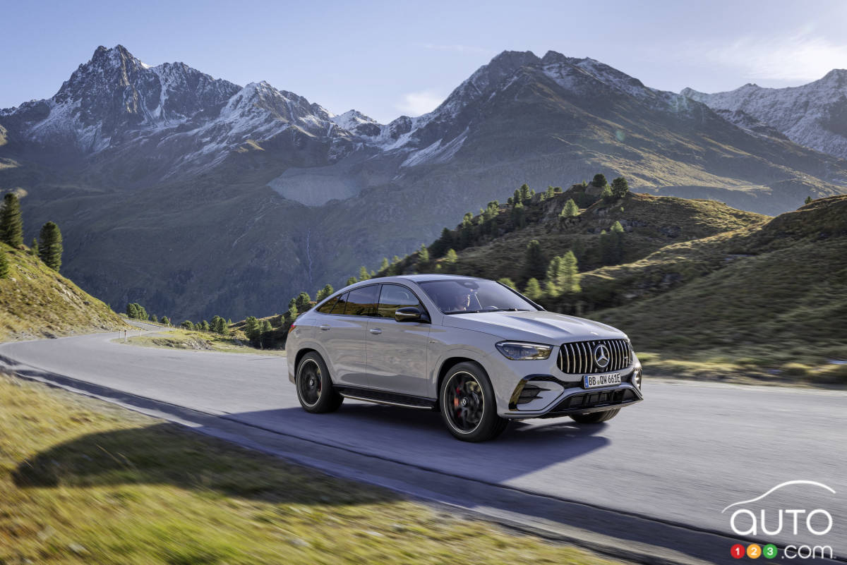 2026 Mercedes-AMG GLE 53 Hybrid: Looking at the Distant Horizon