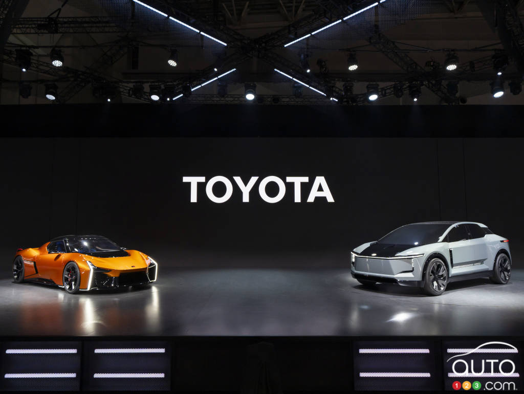 The Toyota FT-Se and FT3e