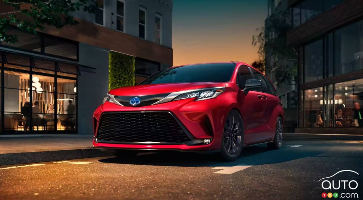 2024 Toyota Sienna: Details and Pricing for Canada