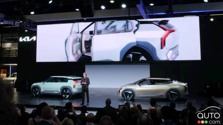 Los Angeles 2023: Kia EV3 and EV4 Concepts get North American Premiere