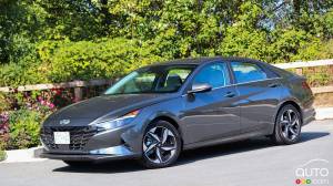 2023 Hyundai Elantra Hybrid Review: Putting Everyone on Notice
