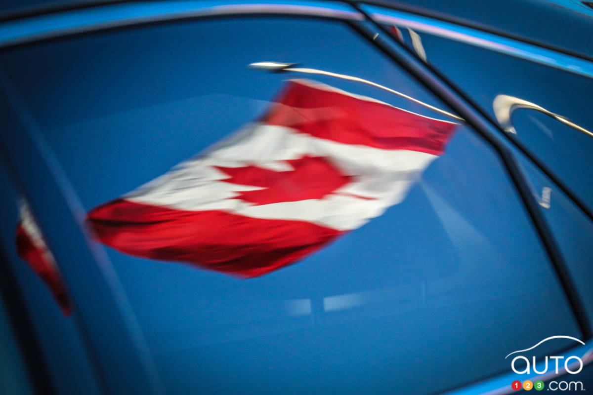 Ottawa confirme ses cibles pour la vente de véhicules électriques au Canada