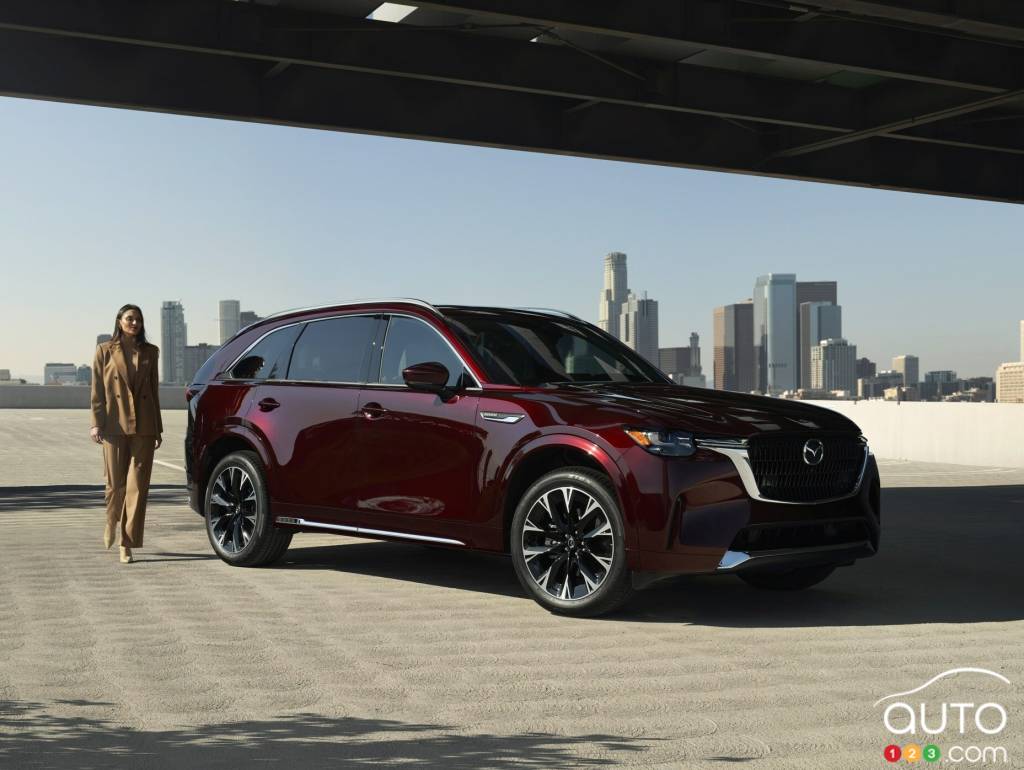 2024 Mazda CX-90