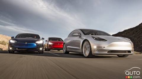 Tesla Is Recalling Nearly 363,000 Vehicles Over Autonomous Driving System Issues