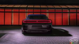 Dodge ajuste le son électronique de son concept Charger Daytona