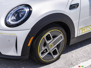 Mini Cooper SE Convertible Getting Wheels Made of Recycled Aluminum