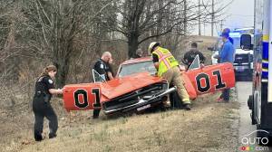 Une Dodge Charger « General Lee » endommagées lors d’un accident