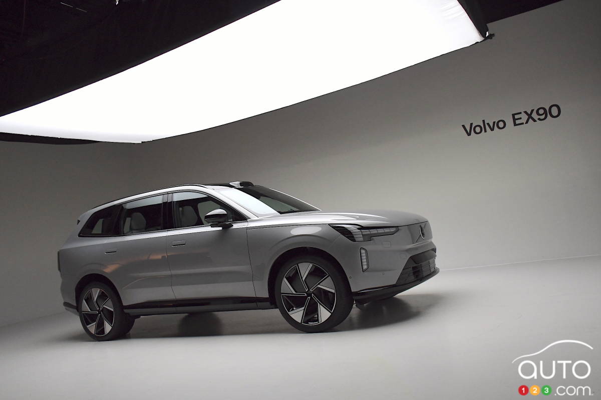 Volvo EX90 2024 : un premier regard au futur de la marque