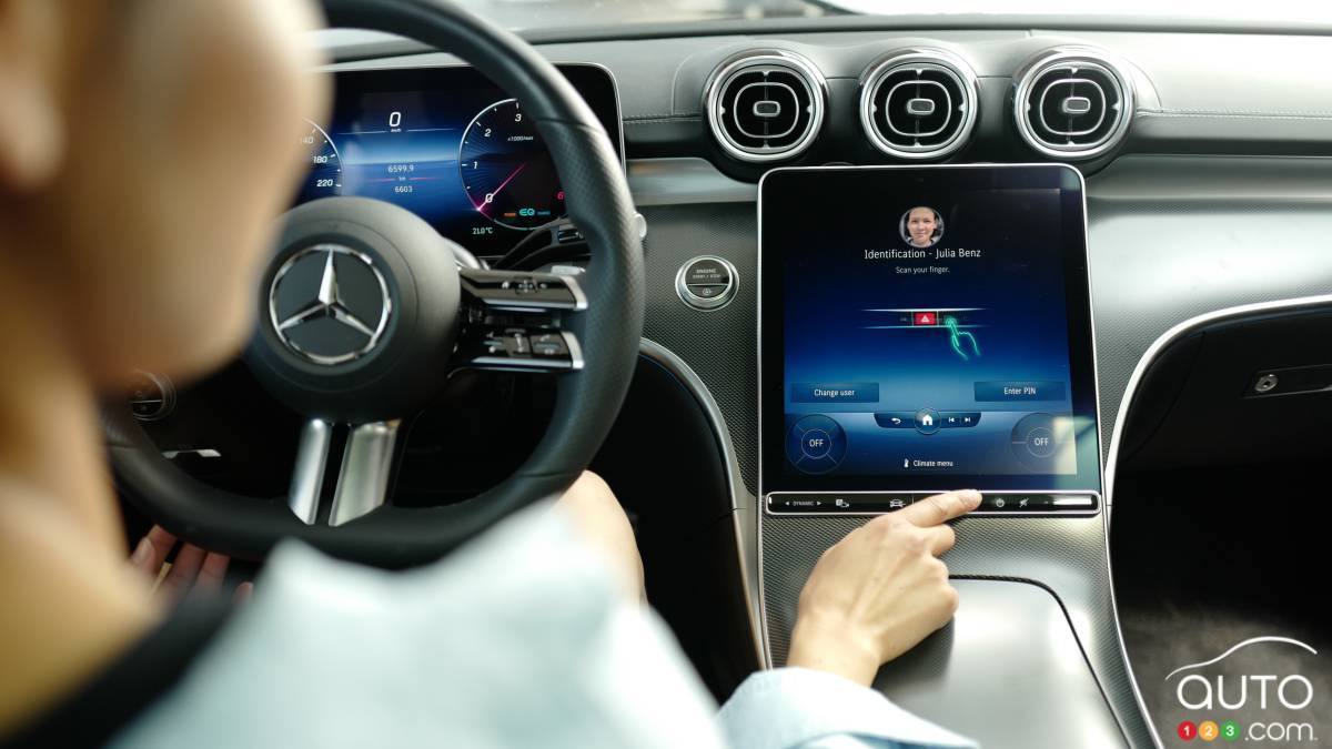 Mercedes-Benz vous permet de payer avec votre empreinte digitale à bord