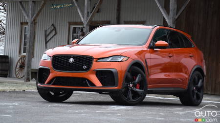2022 Jaguar F-Pace SVR Review: On Another Planet
