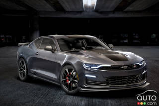 Research 2024
                  Chevrolet Camaro pictures, prices and reviews
