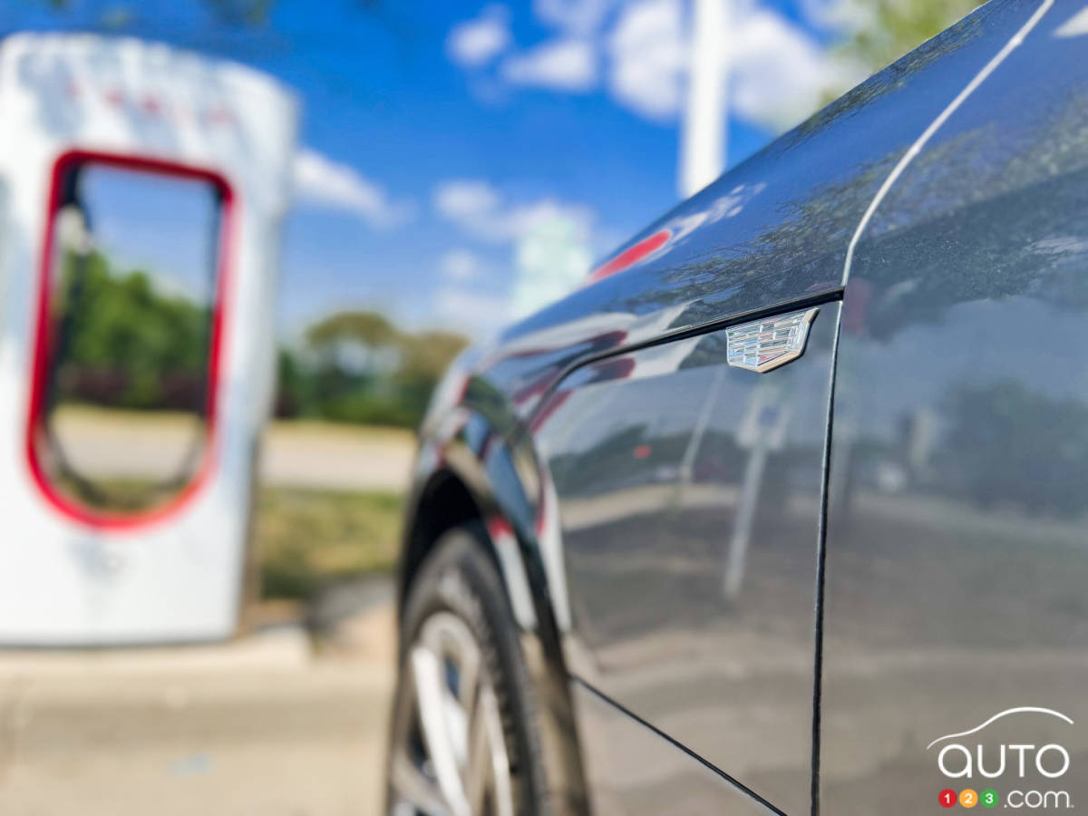 GM Vehicles Will Have Access to Tesla's Network of Charging Stations