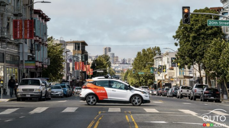 Dix robots taxis perdus causent un bouchon à San Francisco