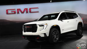 The 2024 GMC Acadia Looks Forward, But Also Back to its Roots