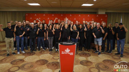 Unifor Reaches Tentative Deal with Ford to Avert Strike in Canada
