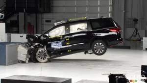Tests de collision : les fourgonnettes protègent mal les passagers arrière