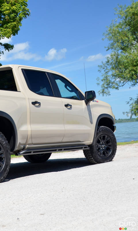 GM Sold More Trucks than Ford in 2023