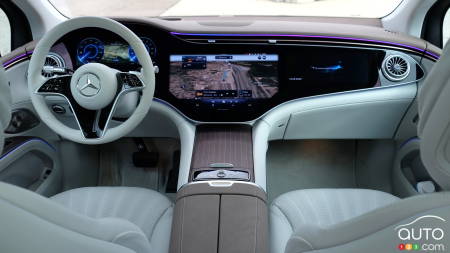 More, Bigger Screens Coming to Mercedes-Benz Vehicles