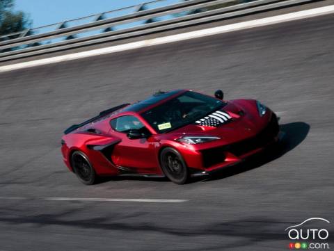Corvette ZR1 Hits Top Speed of 375 km/h, Becomes Fastest GM Car Ever