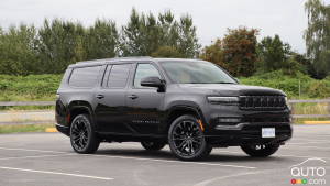 2024 Jeep Grand Wagoneer L Obsidian Review: Presence in Spades