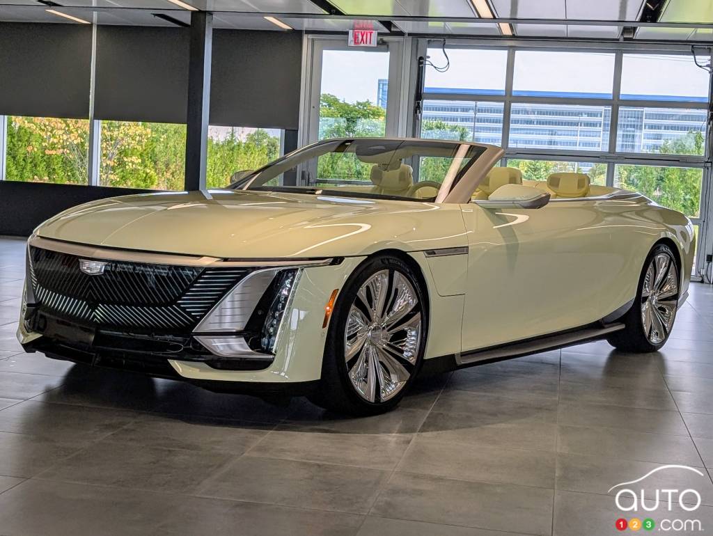 The Cadillac Sollei concept
