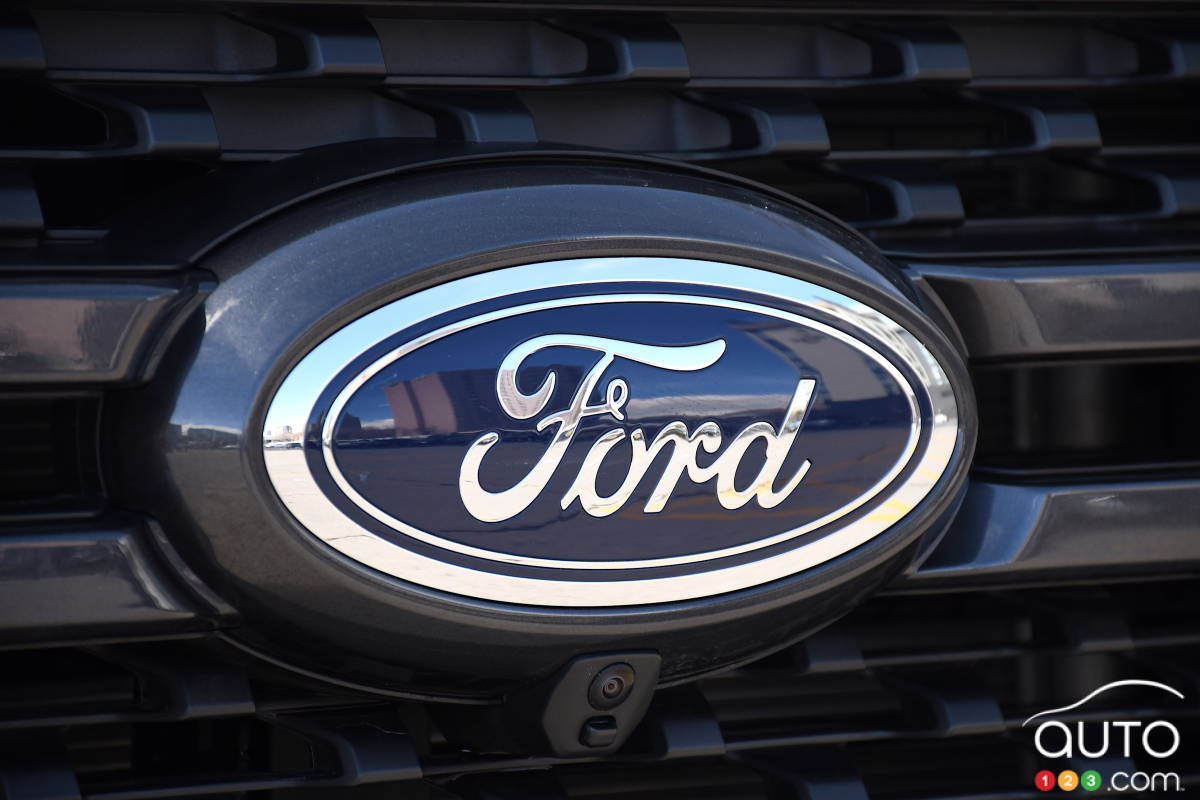 Ford to pay $165 million fine