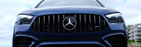 Mercedes-Benz to Cuts Costs in the Face of Falling Profits