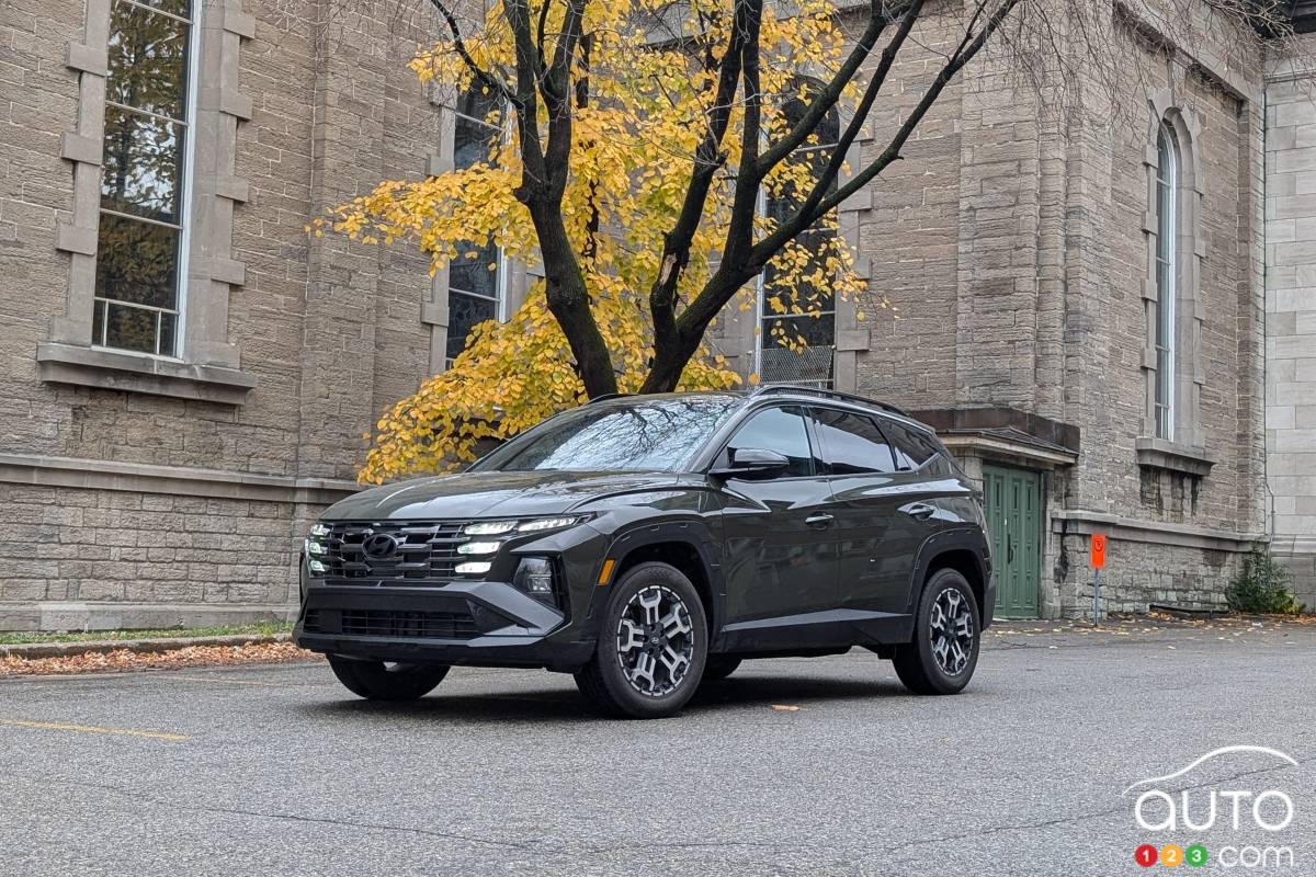 Hyundai Recalling Some 2025 Tucson, Santa Cruz Vehicles Over Rollaway Risk