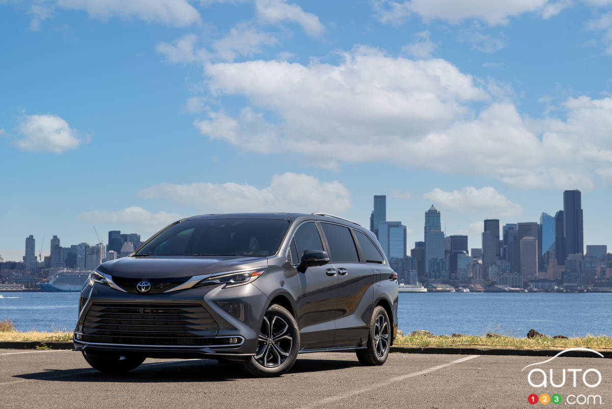 2025 Toyota Sienna Starts at $51,220 in Canada