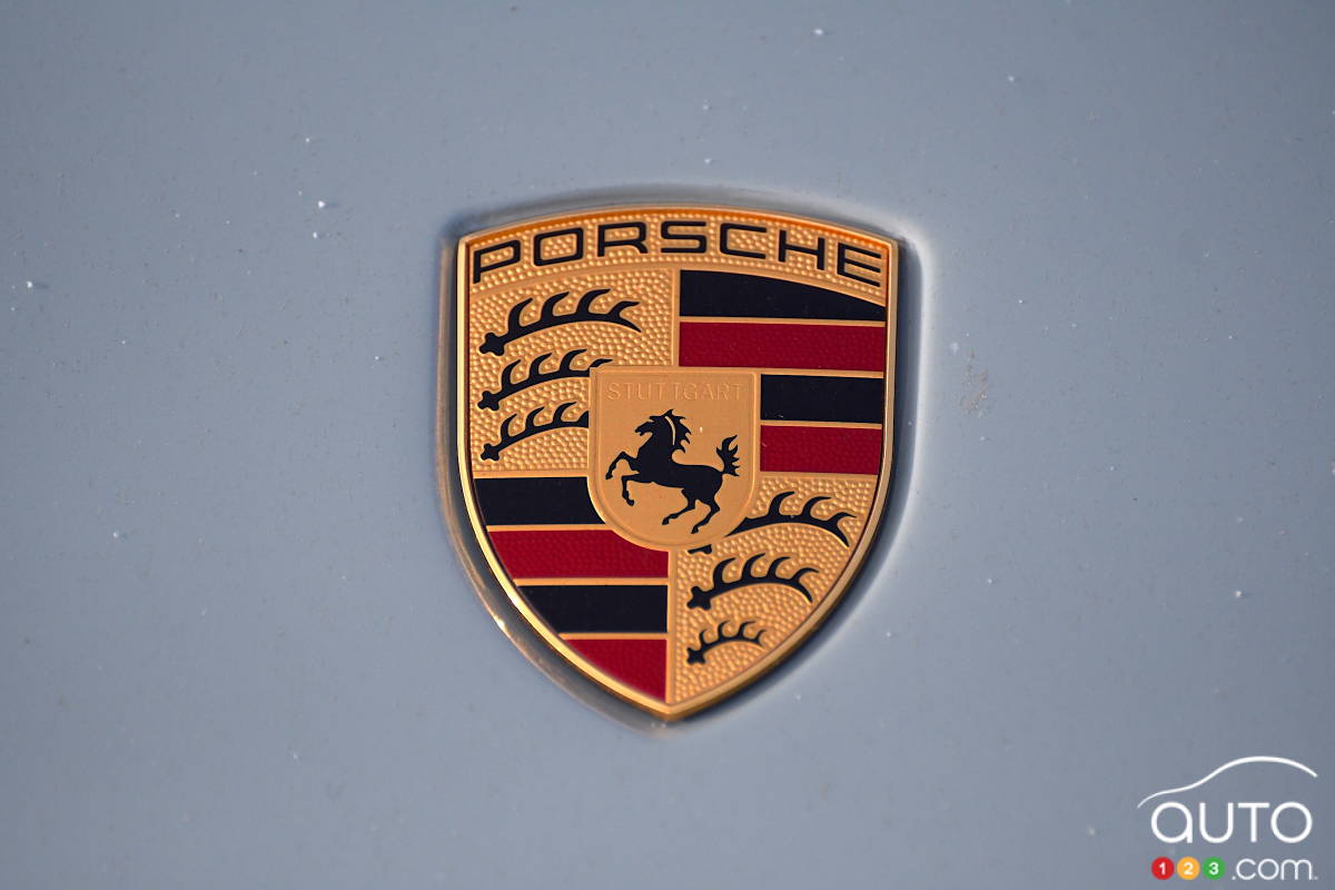 Porsche va poursuivre le développement de moteurs à essence