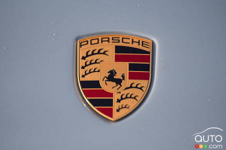 Porsche to Continue Developing Gasoline Engines