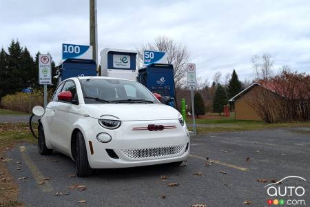 La production de la Fiat 500e de nouveau sur pause