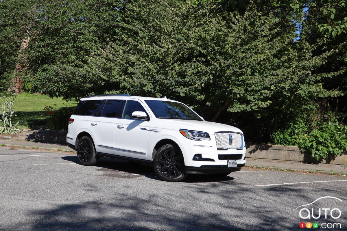 2024 Lincoln Navigator Review: Land Yacht