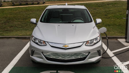 GM Will Bring Back PHEVs to its North American Lineup