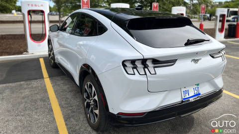Ford Will Provide Free Tesla Adapters to Owners of its EVs